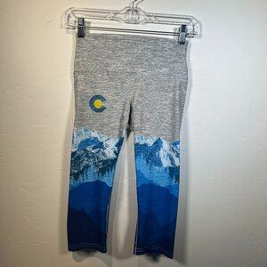 Colorado Threads Live Free Women Capri Leggings Small Aspen Peaks Mountain USA
